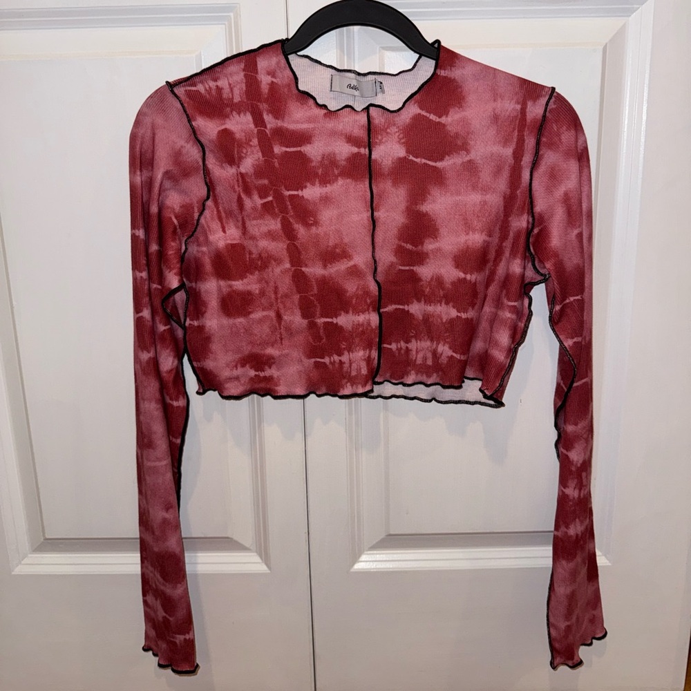 Pink and black long sleeve crop top